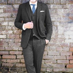 Bespoke custom wool suit 38